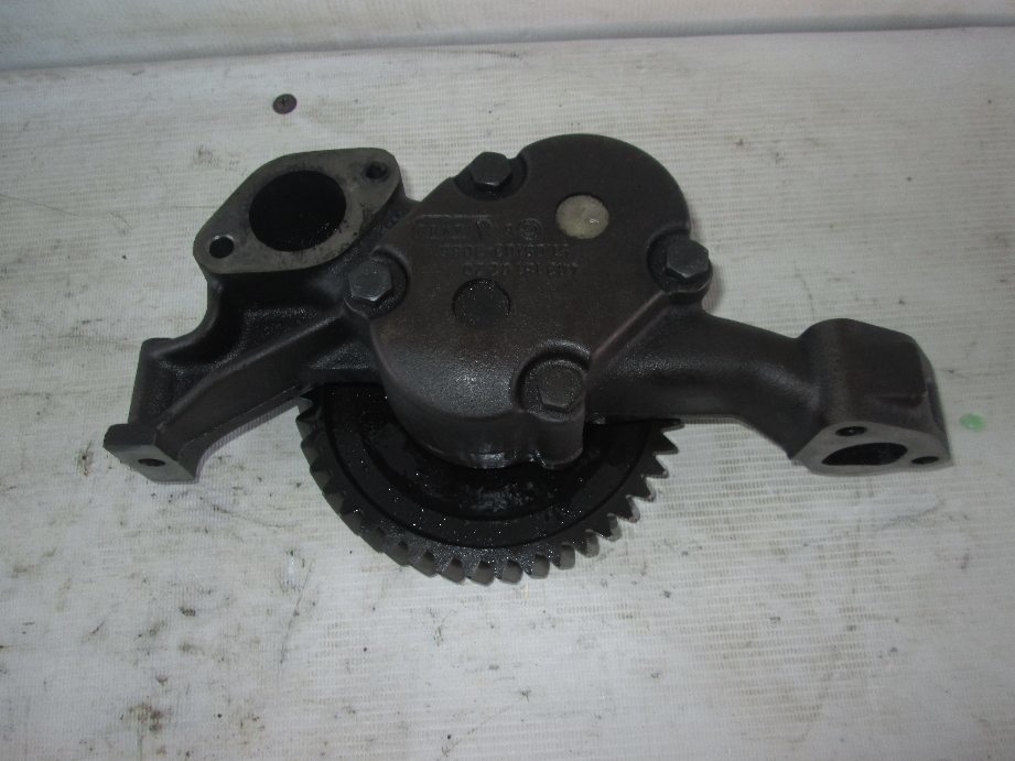 насос масляный D2866 б/у